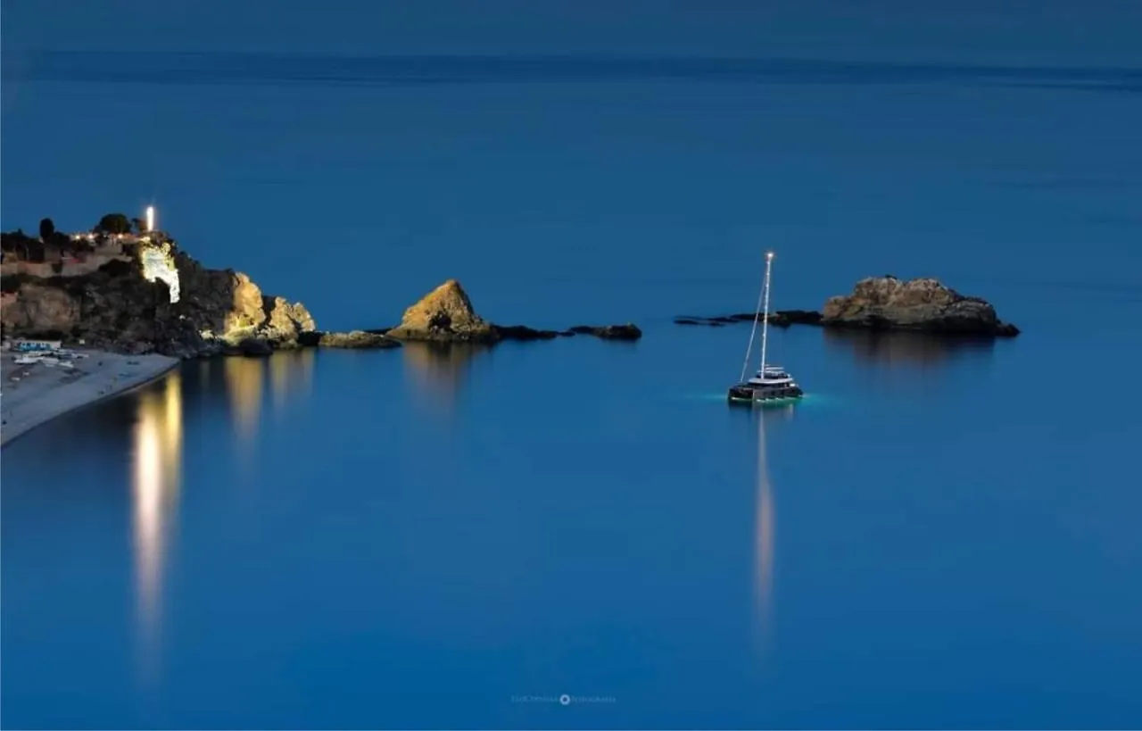 Las Palmeras Almuñécar 0*,  España